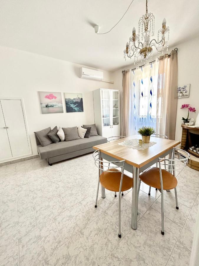 B&B La Dimora Di Tommaso Apartment - Dimora Storica Bike Friendly 奥托纳 外观 照片