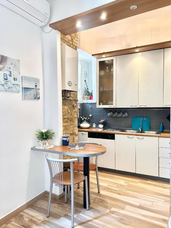 B&B La Dimora Di Tommaso Apartment - Dimora Storica Bike Friendly 奥托纳 外观 照片